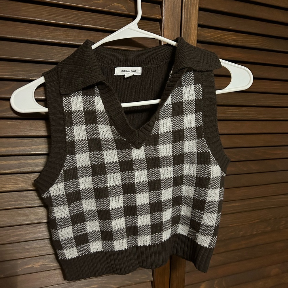 Stitch & Pine Cropped Sweater Top